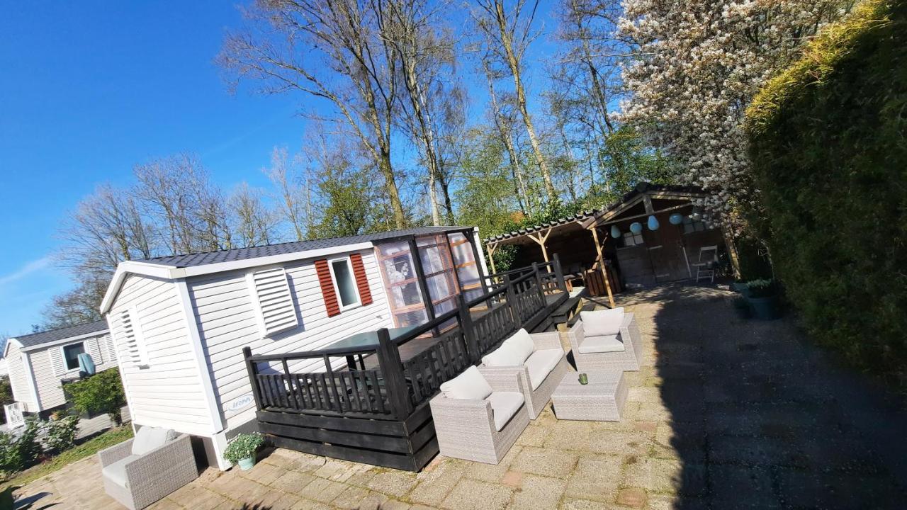 Kajuit423 6Pers 5Sterren Vakantiepark Bergumermeer Aan Het Water In Friesland Met Zwembad Villa Suameer Exterior photo